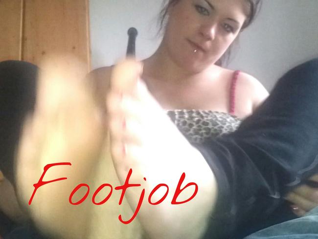 Footjob!